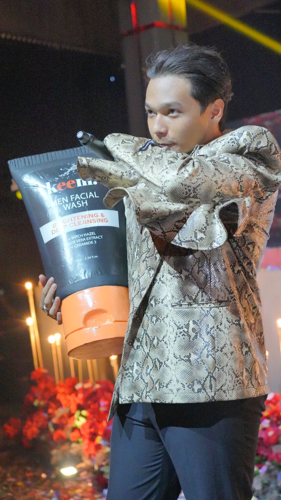 Usia 17 Tahun, Muhammad Hakim Jadi Wajah Baru di Industri Skincare Pria Indonesia 2 Muhammad Hakim