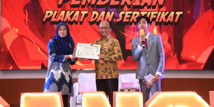 Sekjen Kemnaker: Tenaga Kerja Muda Miliki Kemampuan Penggunaan Teknologi Digital Lebih Besar dibanding Generasi Sebelumnya