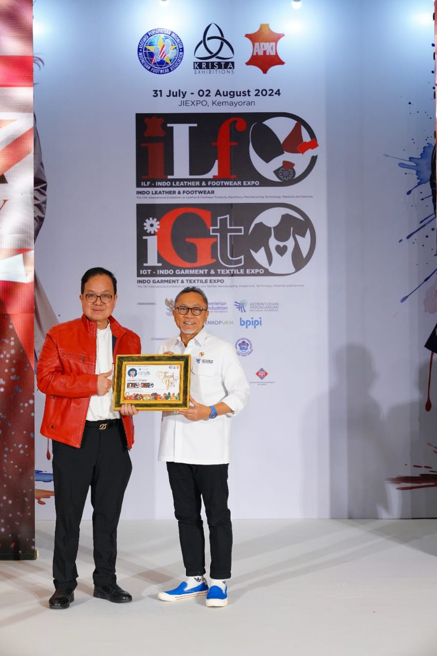 Pameran bertaraf Internasional, ILF yang ke - 17. Melibatkan 350 peserta 2 Menteri Perdagangan