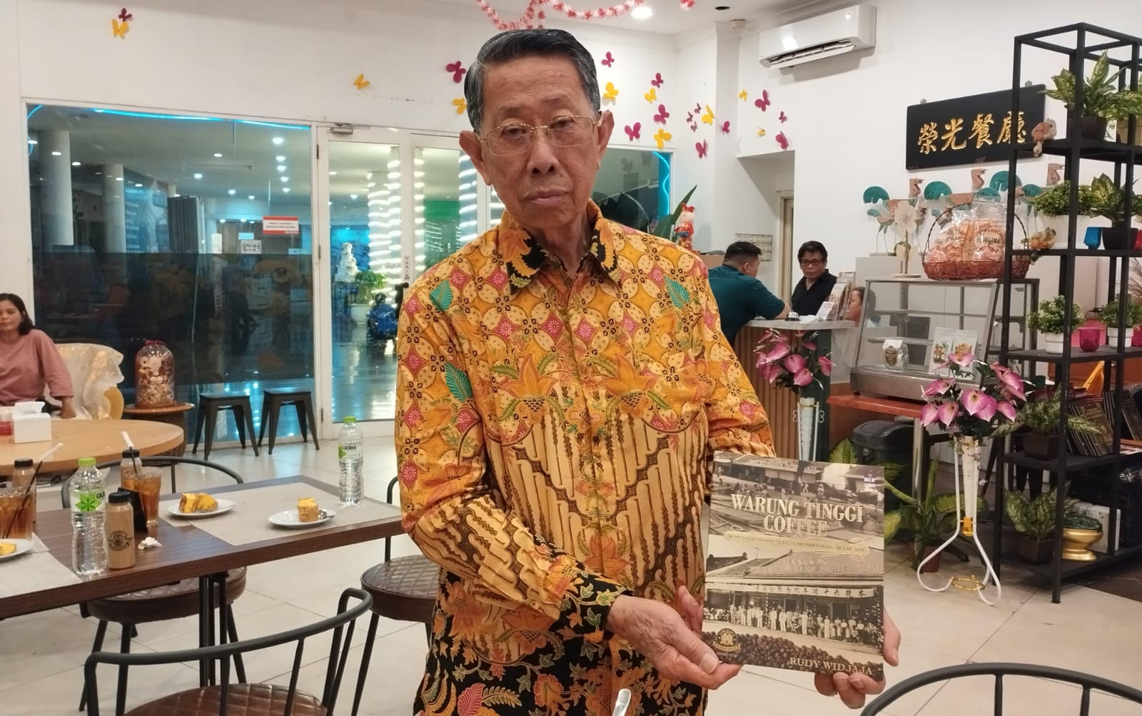 Warung Kopi Tinggi Rayakan HUT Ke- 146, Sejarah Panjang di Balik Kedai Kopi Tertua di Indonesia 2 IMG 20240805 WA0000 - Warung Kopi Tinggi Rayakan HUT Ke- 146, Sejarah Panjang di Balik Kedai Kopi Tertua di Indonesia