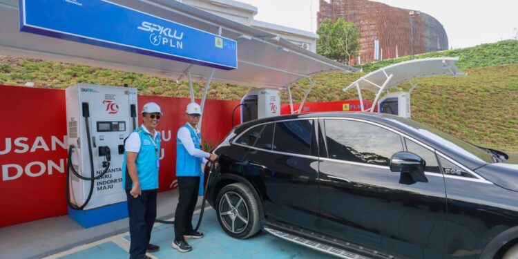 Selama Gelaran HUT RI di IKN, 18 SPKLU PLN Layani 340 Transaksi Pengisian Mobil Listrik 1 PT PLN (Persero)