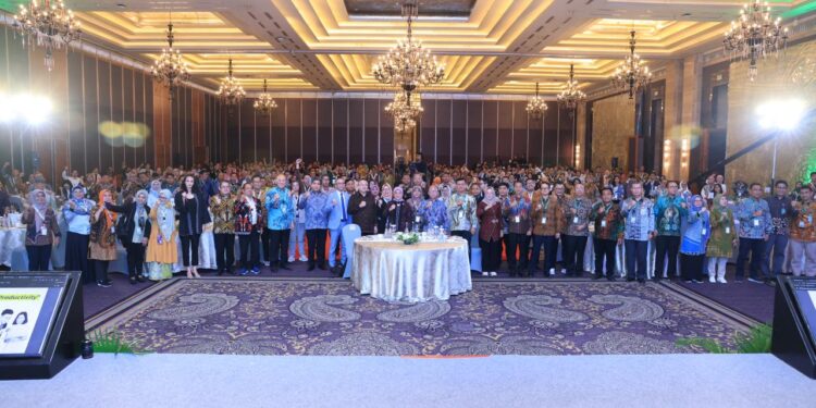 Menaker Minta Para Pelaku Industri Komitmen Terapkan Green Productivity 