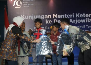 Menaker Ida Kunjungi Desa Arjowilangun di Malang, Sosialisasikan Program Desa Migran Produktif