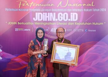 Kemnaker Berhasil Meraih Anugerah JDIHN Awards Terbaik III Tahun 2024