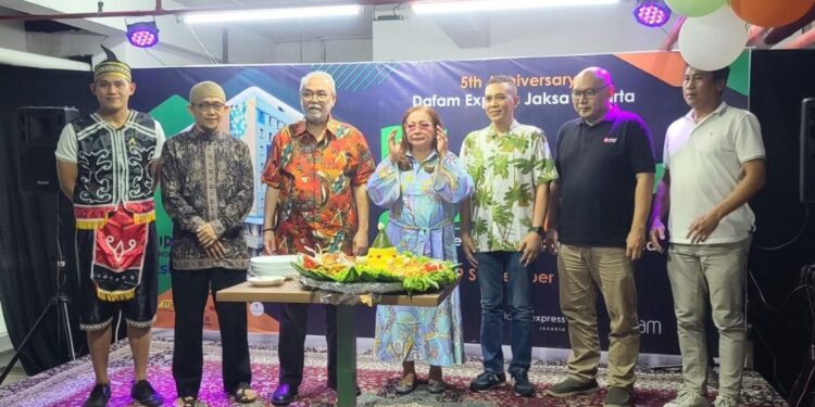 Perayaan HUT Ke-5 Dafam Express Jaksa Jakarta Penuh Kepedulian, Kebersamaan, dan Kemeriahan 1 Perayaan HUT Ke-5 Dafam Express Jaksa Jakarta Penuh Kepedulian, Kebersamaan, dan Kemeriahan