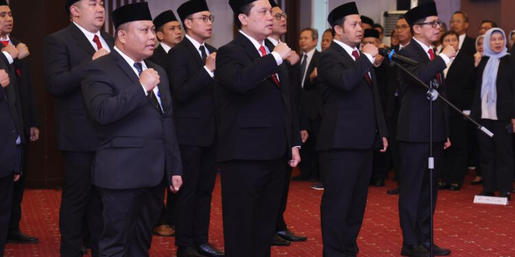 Daftar Nama Lima Pejabat Tinggi Pratama Kemnaker yang di Lantik Menaker Ida 1 Daftar Nama Lima Pejabat Tinggi Pratama Kemnaker yang di Lantik Menaker Ida
