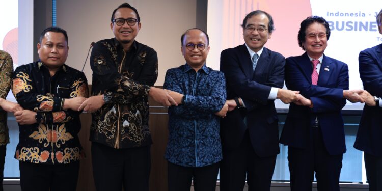 Strategi Kemnaker Kejar Target 100 Ribu Penempatan Pekerja Migran ke Jepang