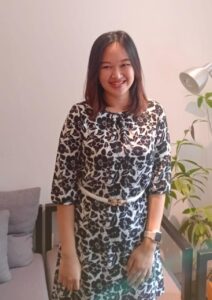 Dr. Revina, SpA, seorang spesialis anak dari Eka Hospital Grand Family