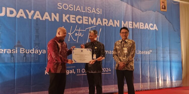 Pentingnya Literasi dalam Menghadapi Tantangan Era Digital di Kota Tegal 1 Pentingnya Literasi dalam Menghadapi Tantangan Era Digital di Kota Tegal