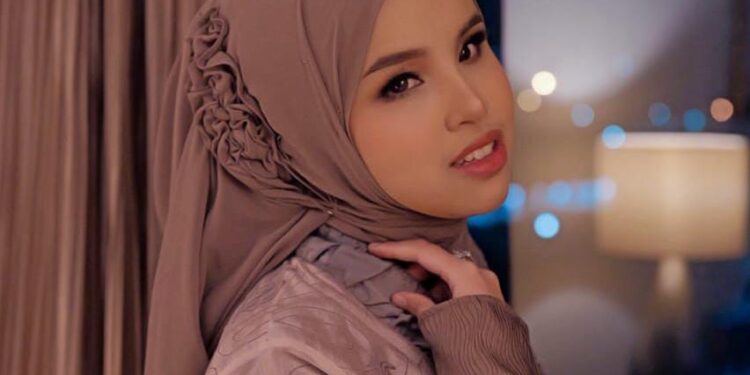 Rilis Single Kedua ‘Sheepish’ dari Album Evolve, Putri Ariani Jadi Produser Juga