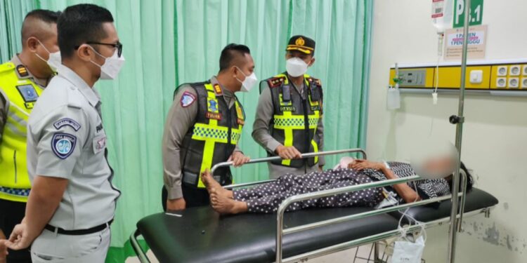 Jasa Raharja Jamin Seluruh Penumpang Minibus yang Mengalami Kecelakaan di Tol Pasuruan-Probolinggo 1 Jasa Raharja Jamin Seluruh Penumpang Minibus yang Mengalami Kecelakaan di Tol Pasuruan-Probolinggo