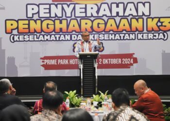Wamenaker Hadiri Penyerahan Penghargaan K3 Tahun 2024, Kemnaker Minta Perusahaan Mikro dan Kecil Inisiasi Budaya K3