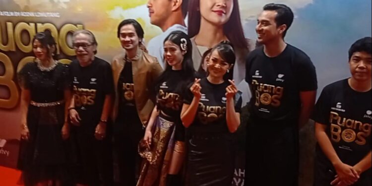 Michelle Ziudith Hadirkan Pesona Makassar di Flm 'Puang Bos' 1 Michelle Ziudith Hadirkan Pesona Makassar di Flm ‘Puang Bos’
