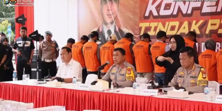 Korupsi di Sulsel: Uang Rakyat Rp 84 Miliar Raib, 21 Tersangka Dibekuk