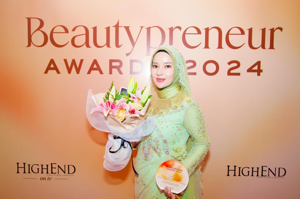 IMG 20241115 WA0012 - dr. Ayu Widyaningrum Raih Penghargaan Beautypreneur Award 2024, Perkuat Komitmen Berinovasi di Dunia Estetika