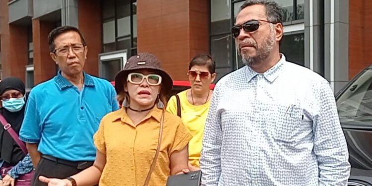 Dugaan Penipuan Apartemen LA HUB Artis Wenda Tamtomo dan Korban Lainnya Lakukan Peninjauan Setempat