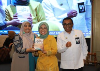 Perempuan dan Peran Strategisnya dalam Membangun Budaya Literasi di Indonesia