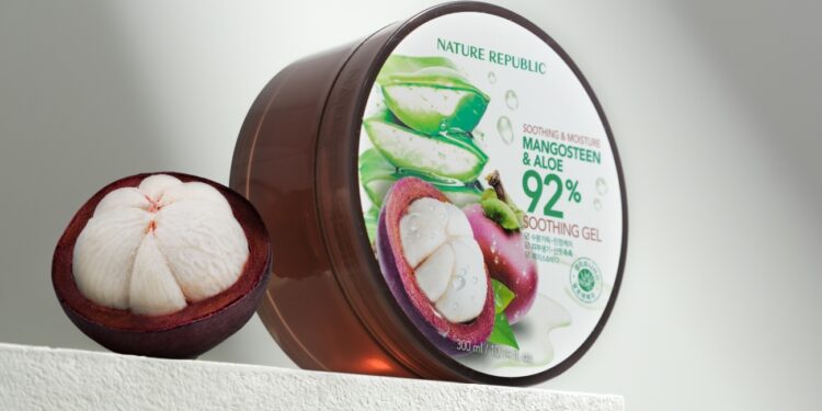 Solusi Perawatan Kulit Multifungsi: Nature Republic Rilis Mangosteen Aloe 92% Soothing Gel