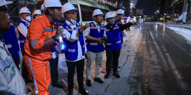 Wamenaker Kunjungi IMIP Pastikan Tata Kelola dan K3 di Industri Smelter