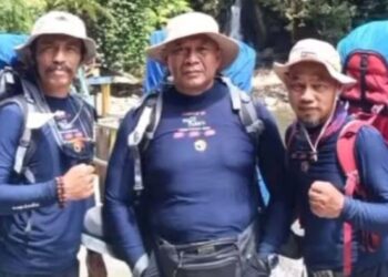 gunung balease