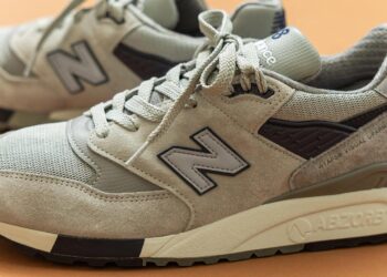 New Balance × WTAPS: Kolaborasi Ikonik yang Mengguncang Dunia Sneaker