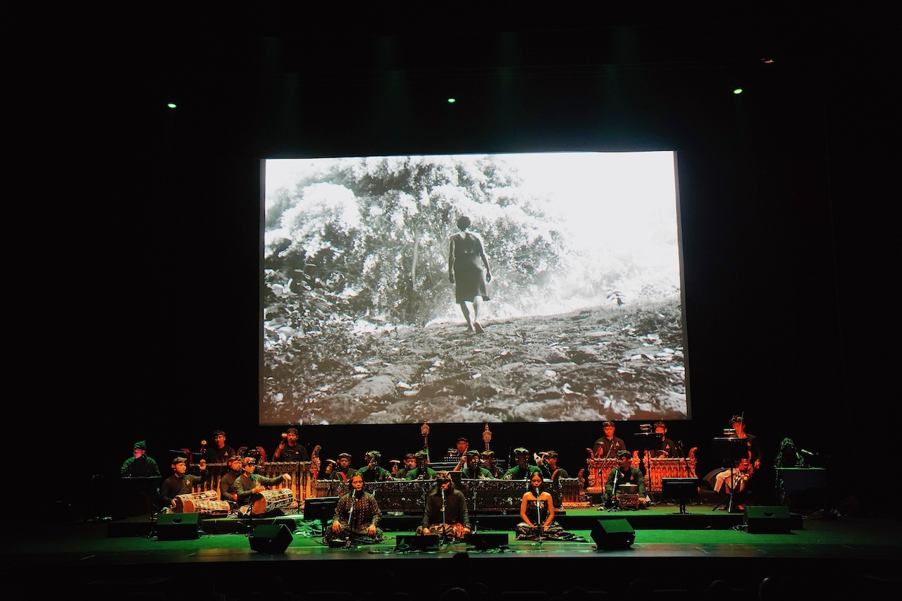Cine Concert Samsara 17 1 - Setelah Singapura, Bali dan Yogyakarta, Garin Nugroho Tampilkan Pertunjukan Cine-Concert Samsara di Jakarta