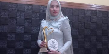 dr. Ayu Widyaningrum Raih Dua Penghargaan Bergengsi di Akhir Tahun 2024