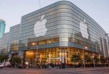Apple Digugat Karyawan: Tudingan Pelanggaran Privasi. 1 apple