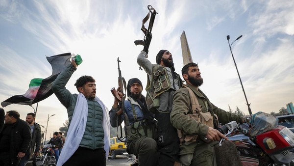 Kelompok Pemberontak Hayat Tahrir al-Sham Gulingkan Kekuasaan Presiden Suriah Bashar Al Assad 1 suriah