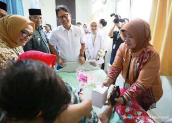 menteri kesehatan