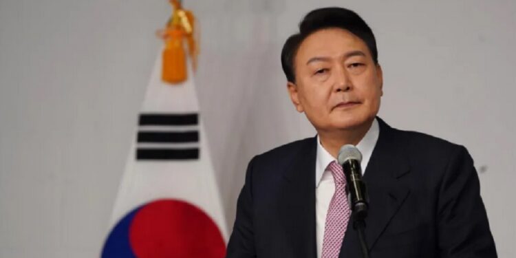 Presiden Korea Selatan, Yoon Suk Yeol, Ditangkap Setelah Penetapan Darurat Militer, Surat Perintah Penangkapan Terbit 1 presiden korsel