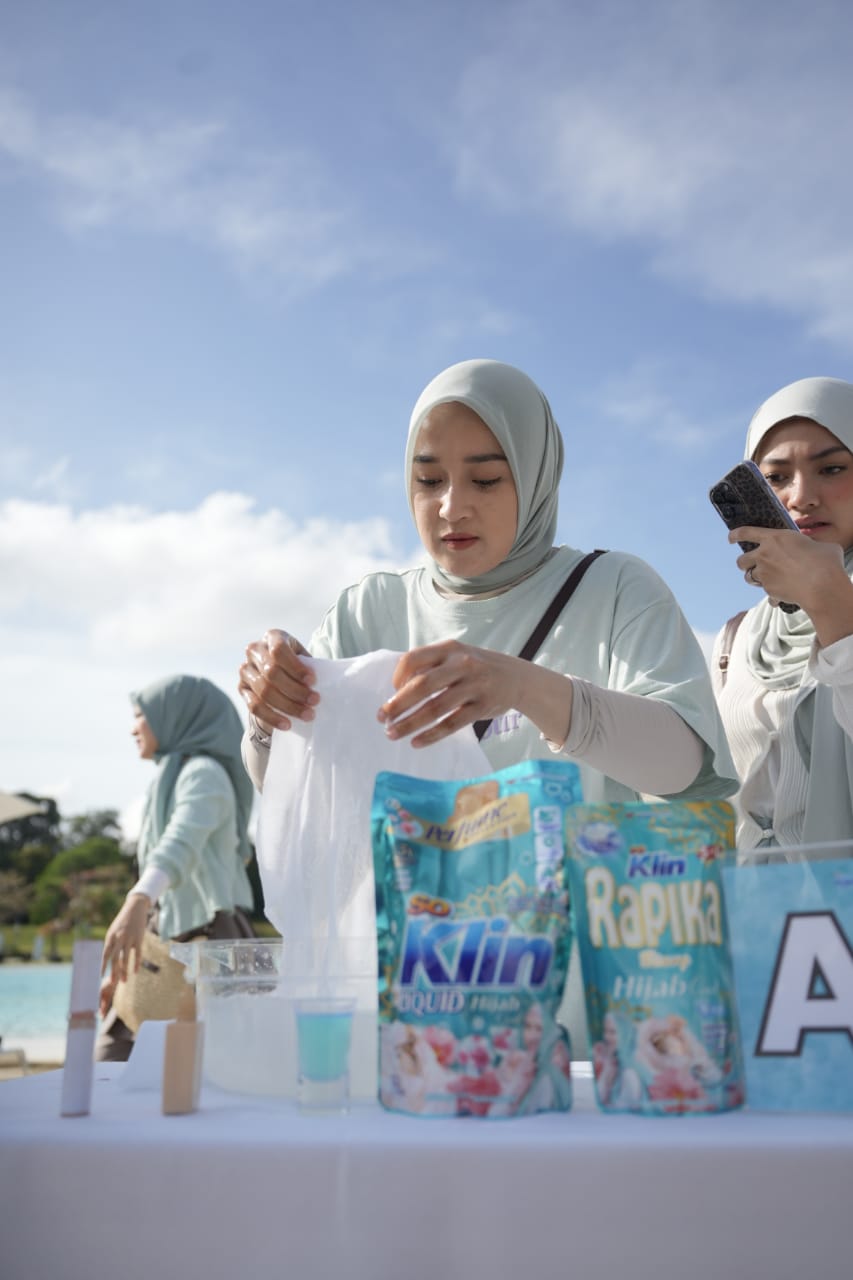 WINGS Care luncurkan rangkaian inovasi produk terbaru SoKlin Liquid dan SoKlin Rapika Hijab Cool 2 1eb67903 d778 4bdd 90e0 84dbab451e88 - WINGS Care luncurkan rangkaian inovasi produk terbaru SoKlin Liquid dan SoKlin Rapika Hijab Cool
