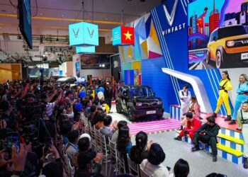VinFast Secara Resmi Hadirkan VF 3 di Indonesia dengan Serangkaian Penawaran Menarik bagi Para Pengguna EV VinFast 6 VinFast