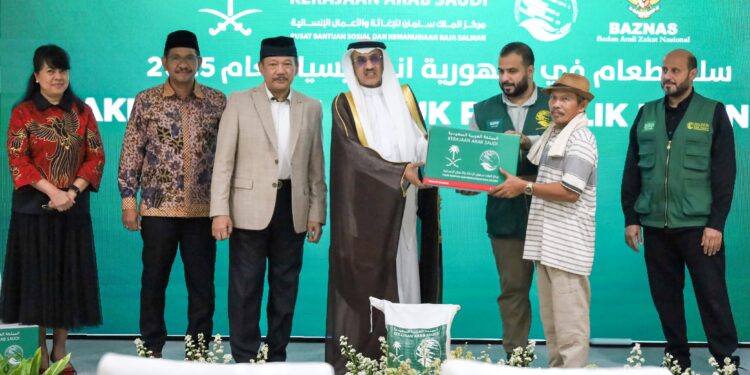BAZNAS dan KSrelief Salurkan Ribuan Paket Pangan Ramadhan ke Masyarakat yang Membutuhkan