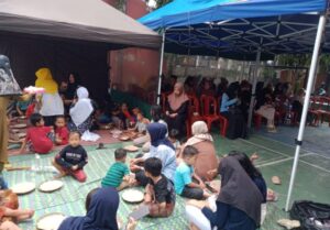 Menyambut Ramadan warga "Kampoeng Dua" Lestarikan Tradisi "Cucurak" 2 IMG 20250223 122433 - Menyambut Ramadan warga "Kampoeng Dua" Lestarikan Tradisi "Cucurak"