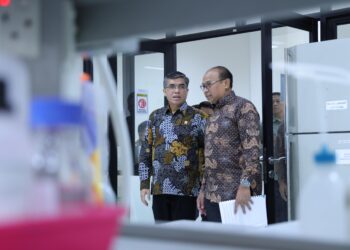 Menaker Tinjau Balai K3 Bandung Pastikan Lingkungan Kerja Aman, Sehat, dan Ergonomis