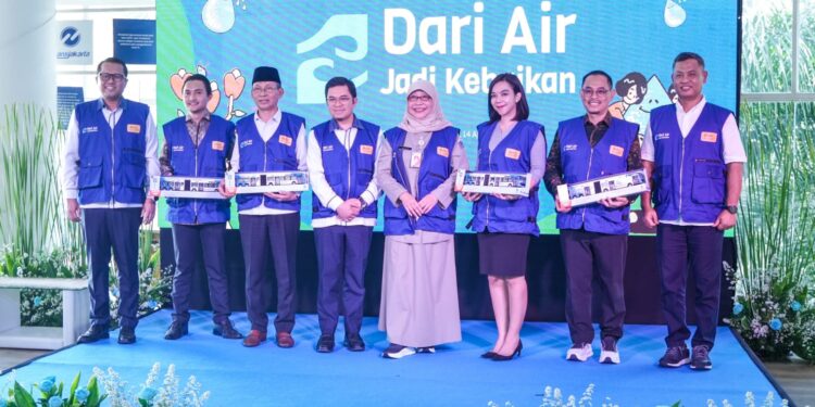 ParagonCorp Gandeng TransJakarta dan PAM Jaya Hadirkan Water Station di 7 Halte Strategis 1 ParagonCorp Gandeng TransJakarta dan PAM Jaya Hadirkan Water Station di 7 Halte Strategis