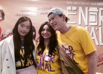 New Art Collective Suguhkan ‘Next to Normal’, Panggung Teater yang Menggugah Soal Kesehatan Mental dan Relasi Keluarga 1 New Art Collective Suguhkan ‘Next to Normal’, Panggung Teater yang Menggugah Soal Kesehatan Mental dan Relasi Keluarga