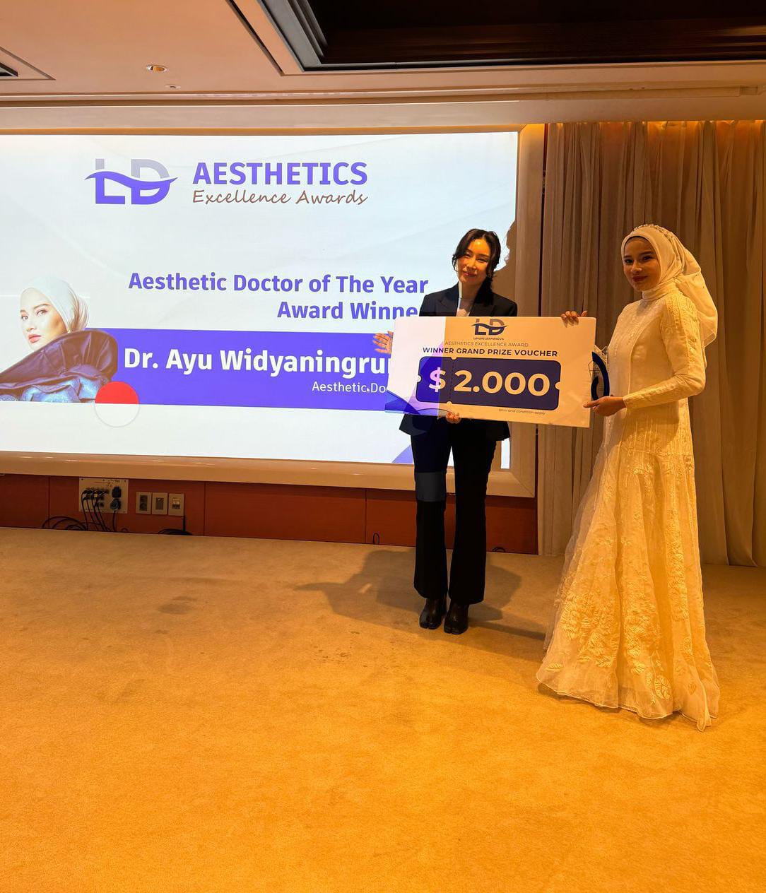 IMG 20250422 WA0033 - dr. Ayu Widyaningrum Raih Penghargaan Internasional Sebagai Best Influencer Aesthetic Doctor di Hari Kartini