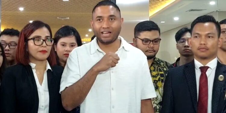 Rayen Pono Resmi Polisikan Ahmad Dhani atas Dugaan Penghinaan SARA