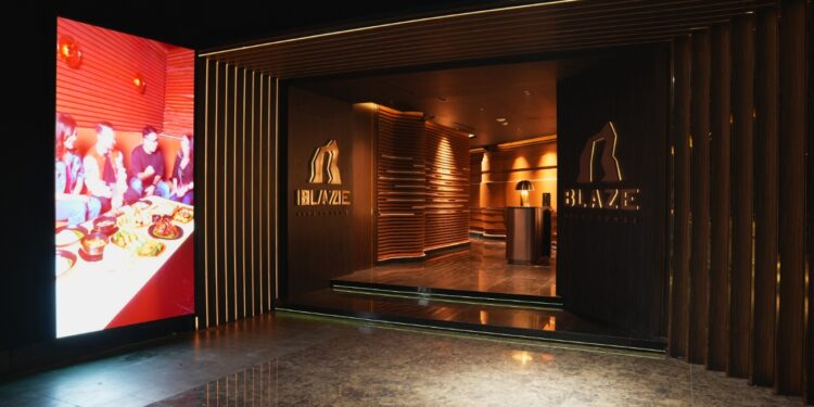 Nikmati Malam Lebih Seru dengan Promo Blazin’ Twins di Blaze Jakarta