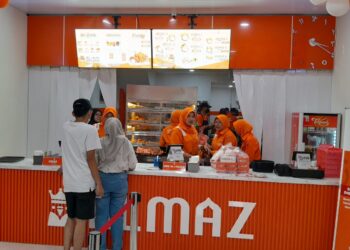 Almaz, “Ayam Goreng Saudi Nomor Satu di Indonesia” Resmikan Cabang ke – 103