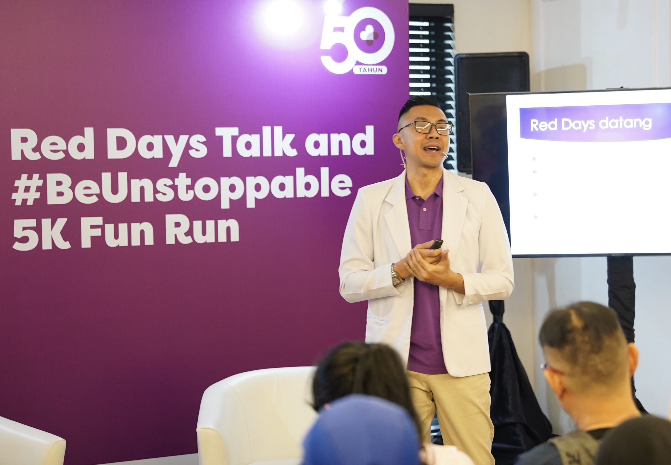 Edukasi Red Days Talk Mengatasi Iritasi Ringan di Area Kewanitaan Saat Menstruasi Tidak Cukup Hanya dengan Air bersama dr. Gia Pratama Medical and Health Educator scaled - Jangan hanya Bilas Air! Dukung Perempuan Tetap Aktif dan Nyaman Saat Red Days dengan Antiseptik Povidone-Iodine