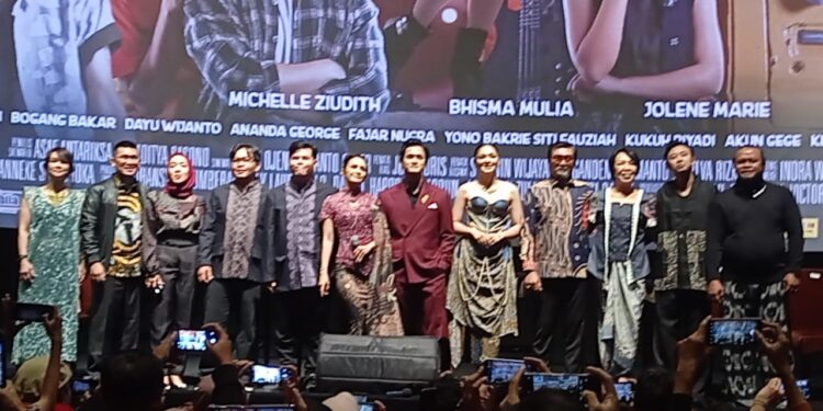Michelle Ziudith Jadi Biduan di Film Angel Pol, Nyanyi Lagu Koplo hingga Goyang Total