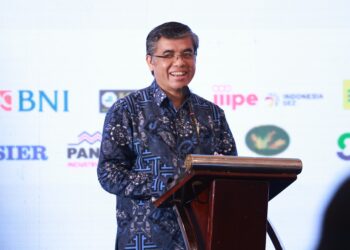 Menaker Yassierli Sampaikan Strategi Ketenagakerjaan untuk Dukung Keberlanjutan Industri