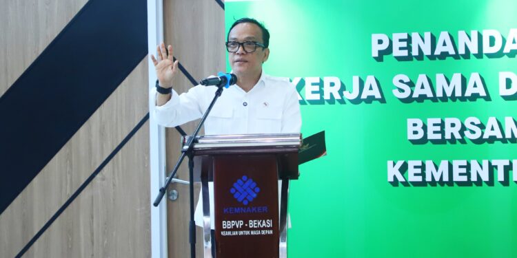 Tingkatkan Pengembangan dan Pelatihan Wirausaha Digital, Kemnaker-GOTO Teken Kerja Sama