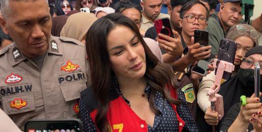 Jaksa Tolak Eksepsi Nikita Mirzani, Sidang Kasus Pemerasan dan TPPU Tetap Berlanjut 2 IMG 20250708 WA0040 - Jaksa Tolak Eksepsi Nikita Mirzani, Sidang Kasus Pemerasan dan TPPU Tetap Berlanjut
