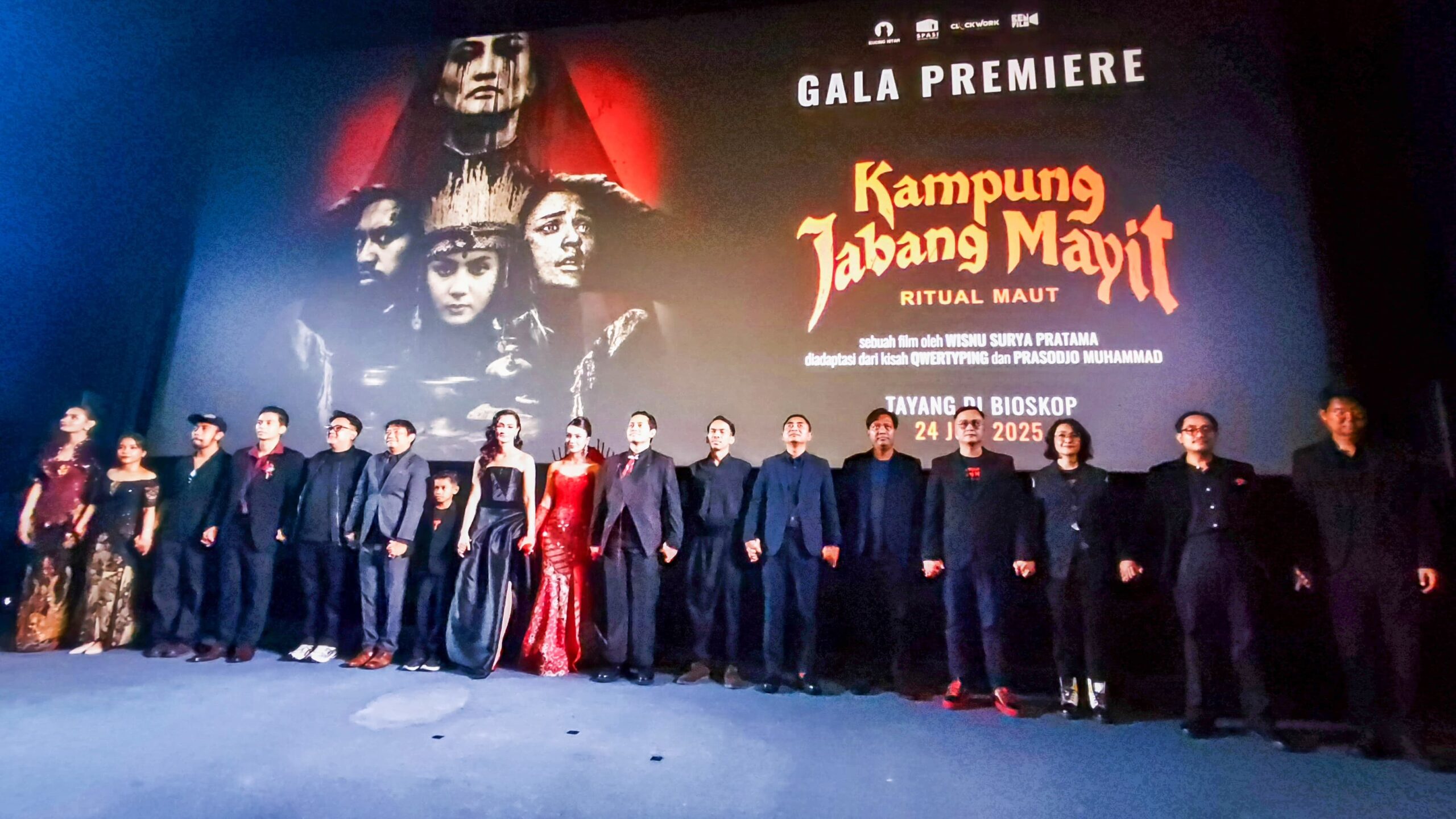 'Kampung Jabang Mayit: Ritual Maut' Siap Jadi Teror Baru di Bioskop, Angkat Kisah Viral dari Dunia Maya 2 IMG 20250722 WA0009 scaled - 'Kampung Jabang Mayit: Ritual Maut' Siap Jadi Teror Baru di Bioskop, Angkat Kisah Viral dari Dunia Maya
