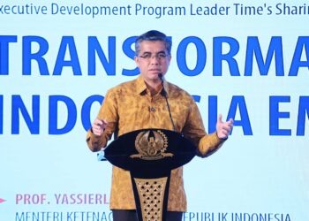 Menaker Sampaikan Pentingnya Kearifan Lokal dalam Membangun Hubungan Industrial yang Harmonis