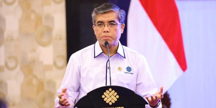 Gelar Forum Pemred, Menaker Sampaikan Strategi Besar Ketenagakerjaan 2025–2029 1 Gelar Forum Pemred, Menaker Sampaikan Strategi Besar Ketenagakerjaan 2025–2029